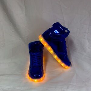 LED SNEAKERS